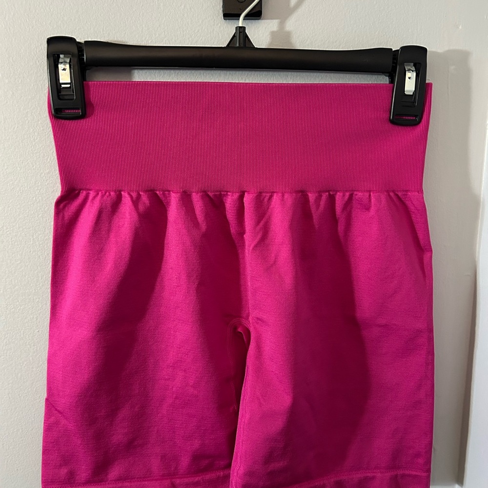 NVGTN Hot Pink Women's Bike Shorts